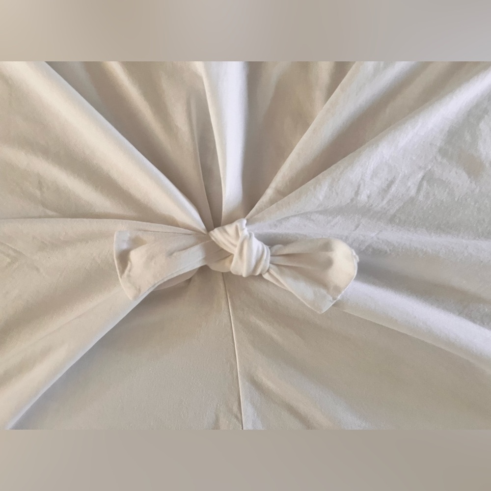 SEZANE Large White Cotton Tie Knot T-shirt Originally $135 - Picture 2 of 4